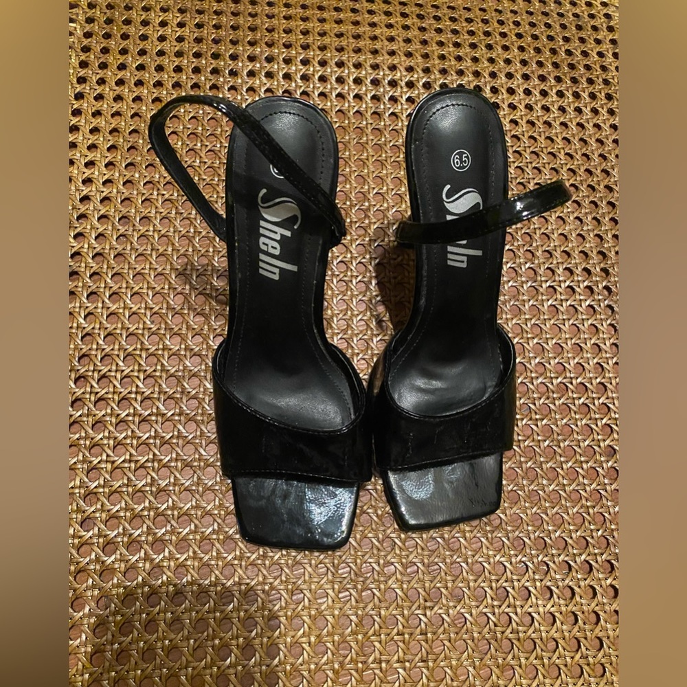 Heels - Picture 3 of 6